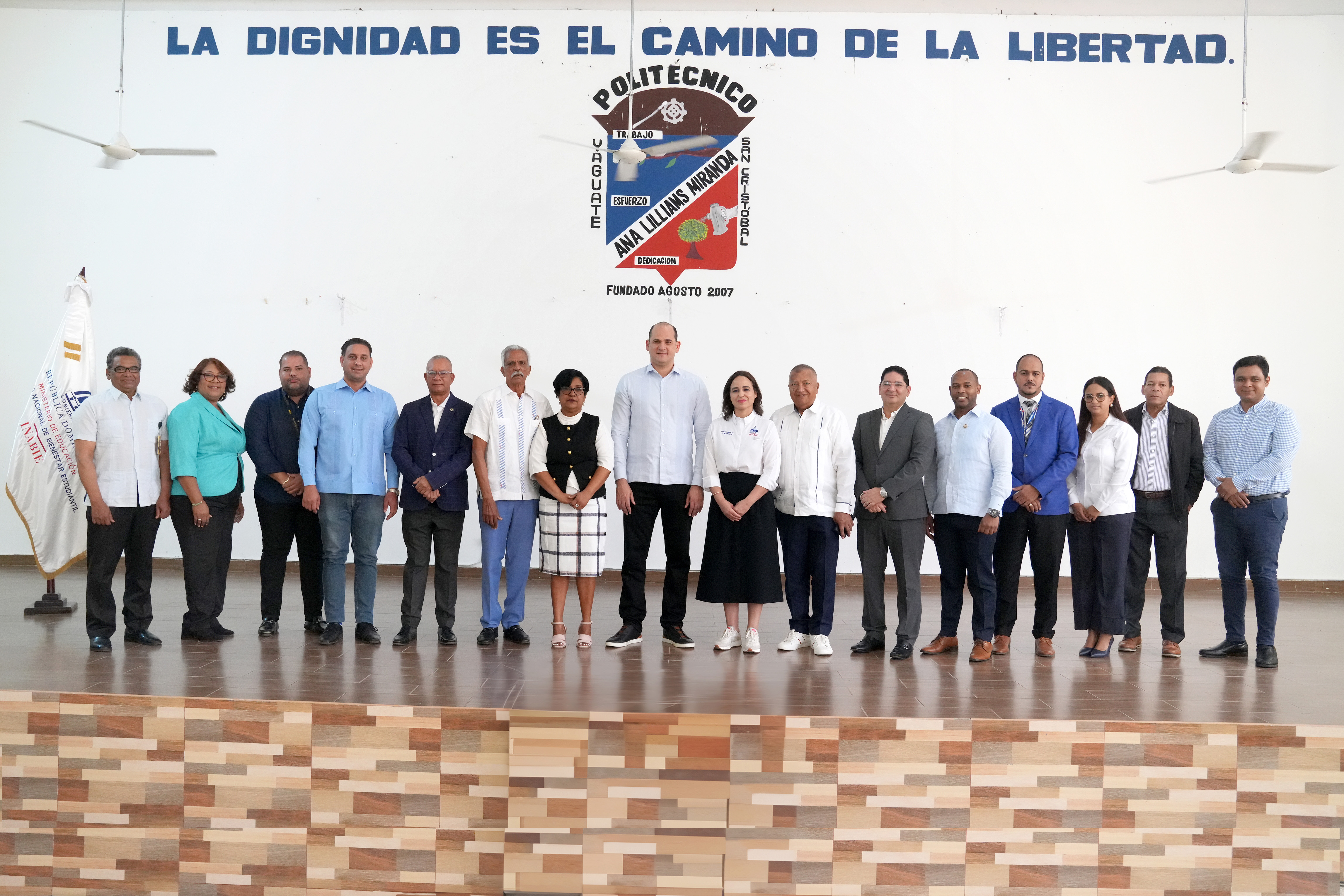 Día Nacional del Estudiante, INABIE impulsa jornada que fortalece la nutrición de más de 58,800 alumnos de San Cristóbal