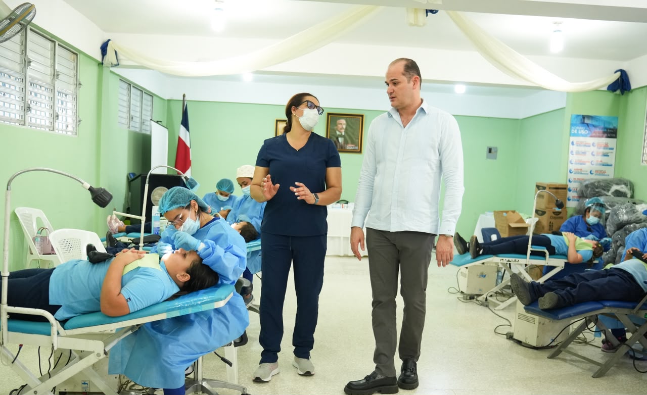 El INABIE brinda atención integral de salud a más de 800 estudiantes de San José de Ocoa