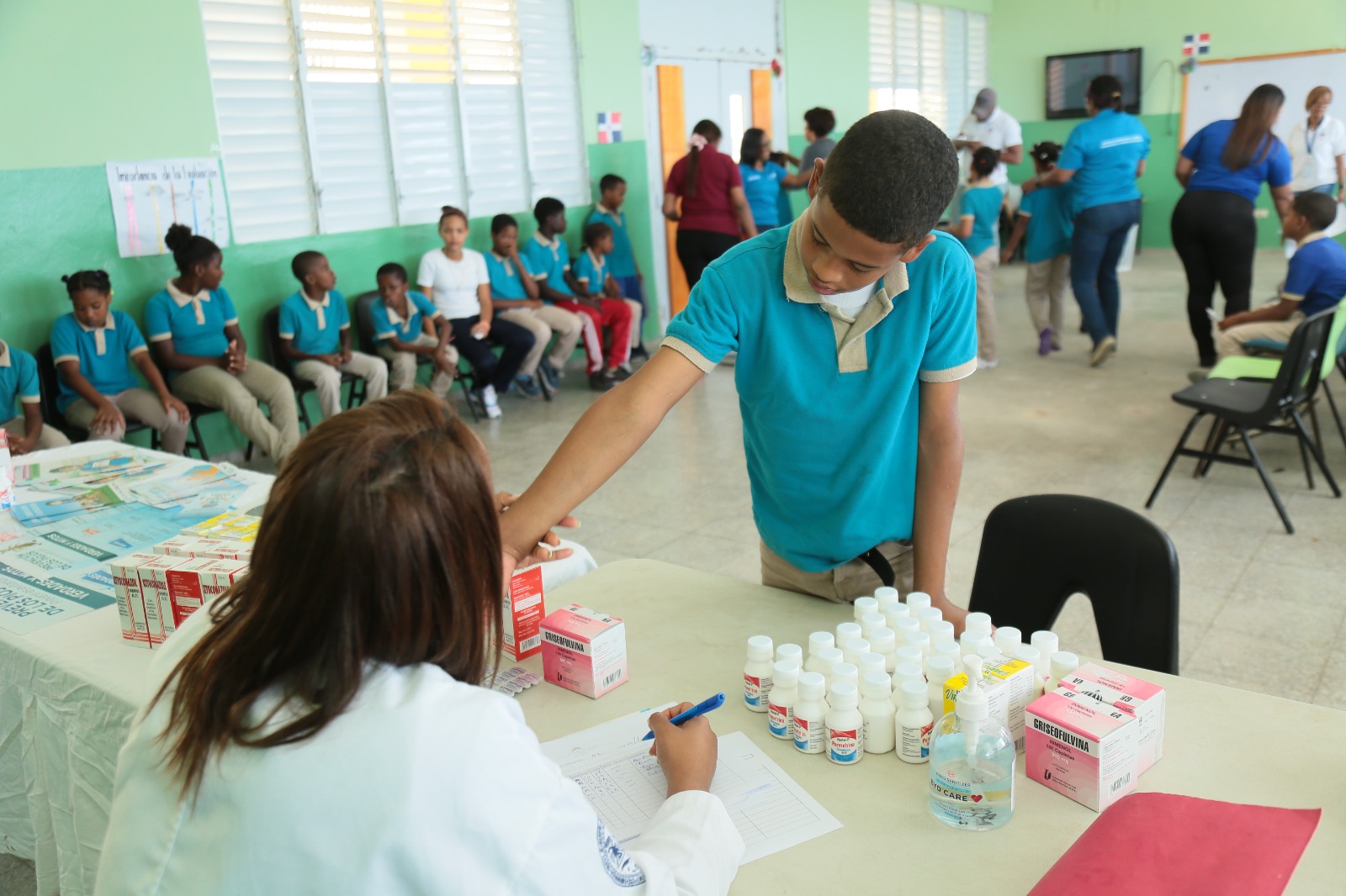  INABIE atiende más de 2,570 estudiantes de Enriquillo en primera jornada de salud del 2023