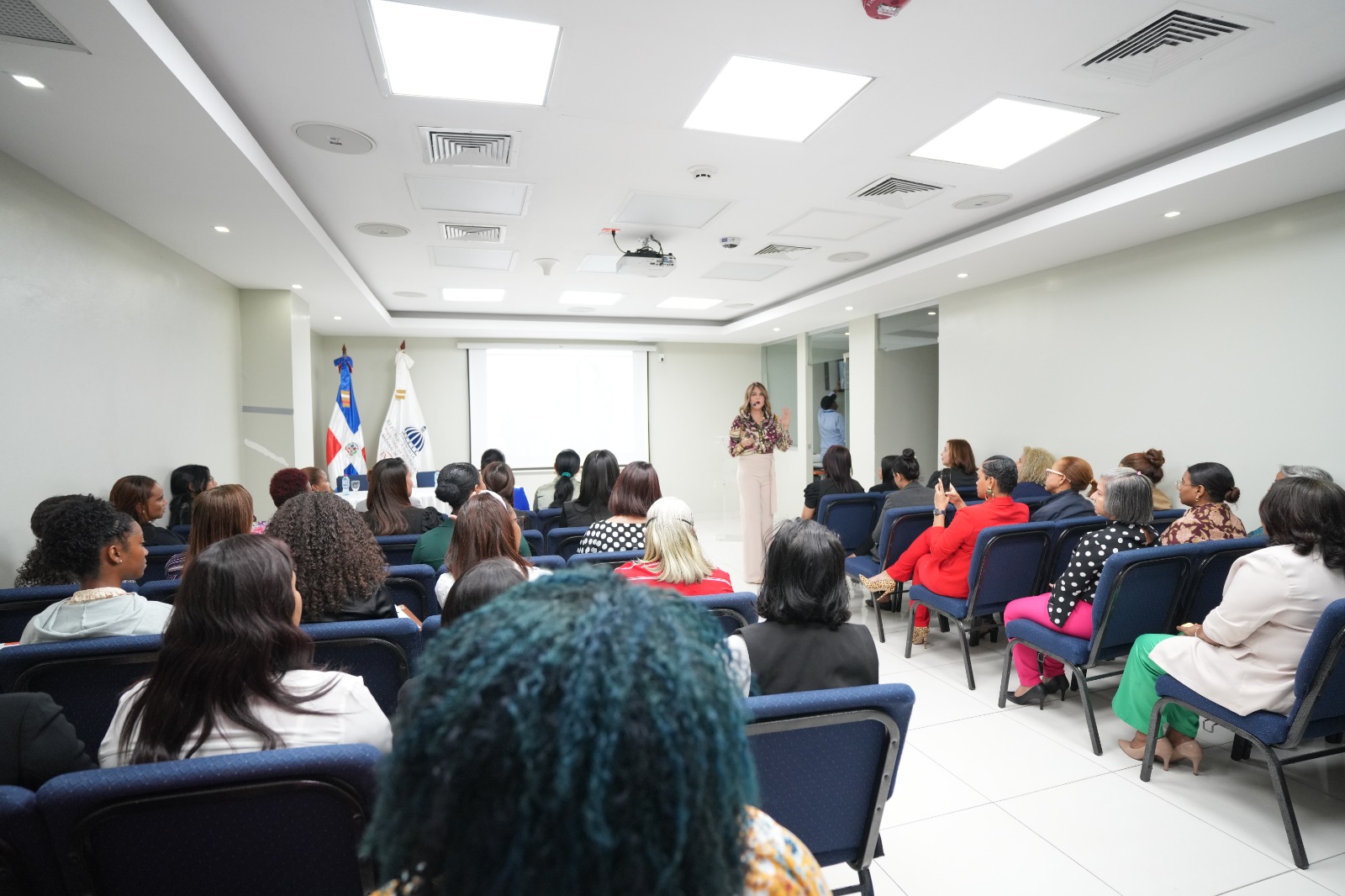 INABIE realiza ciclo de charlas educativas dirigidas a colaboradoras con motivo al Día Internacional de la Mujer