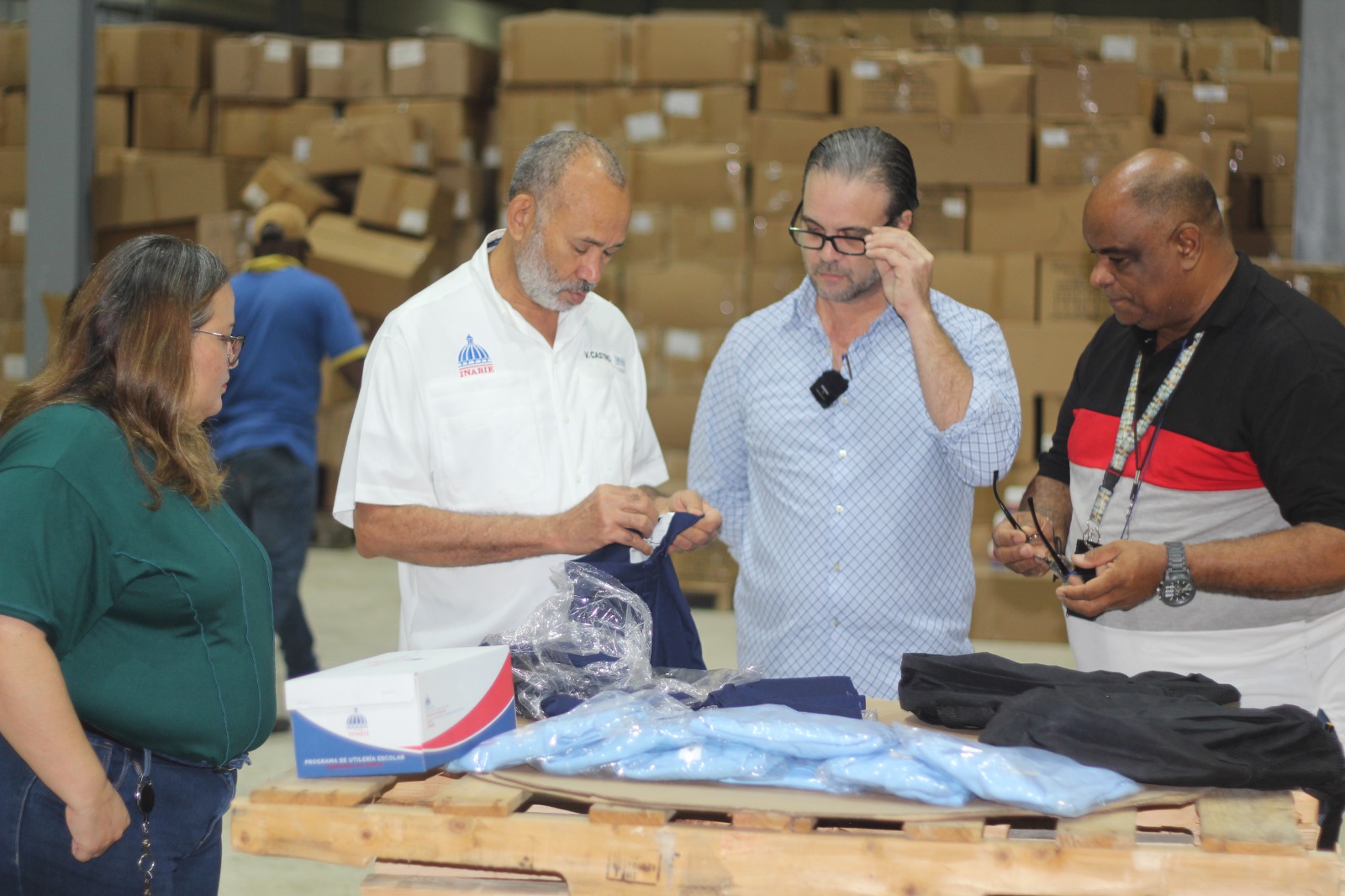 INABIE ha recibido en almacén más de 7.8 millones de insumos de utilería para los kits escolares del próximo año lectivo
